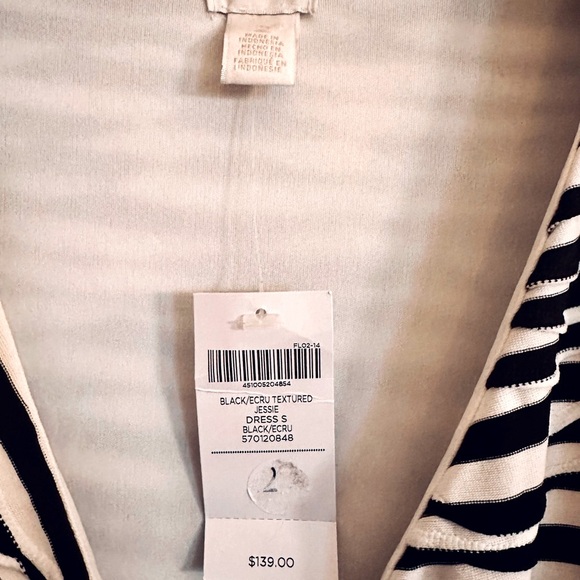 ✨NWT Chico’s Zebra Dress Stretchy M✨ - Picture 3 of 6